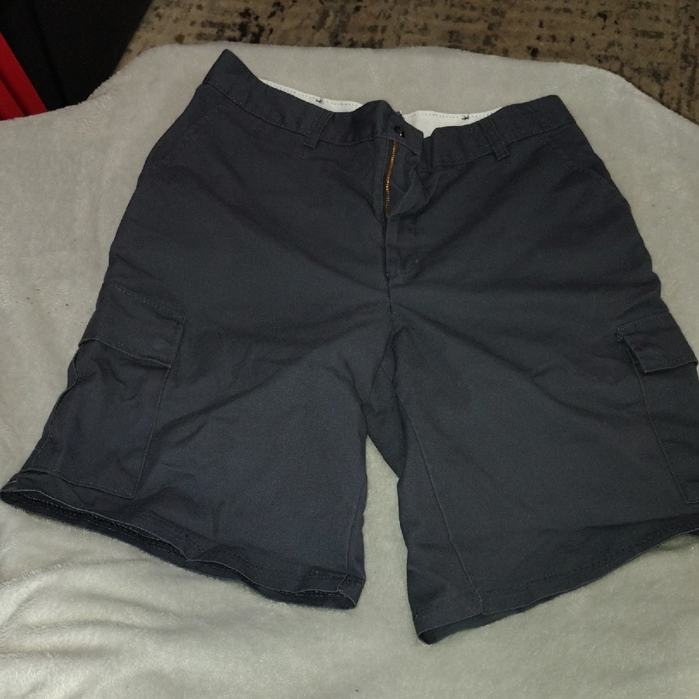 Men's Charcoal Cargo Shorts